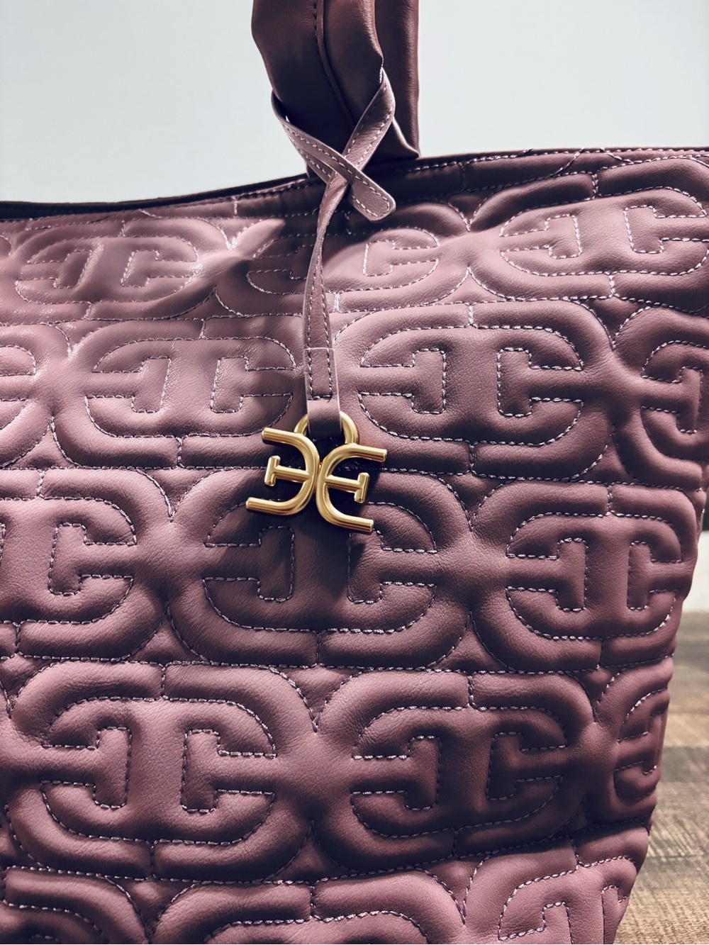 Sam Edelman Ethyl Quilted Logo Tote - Picture 13 of 13